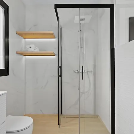 Villa Stunning Modern And Contemporary In El Paraiso, *