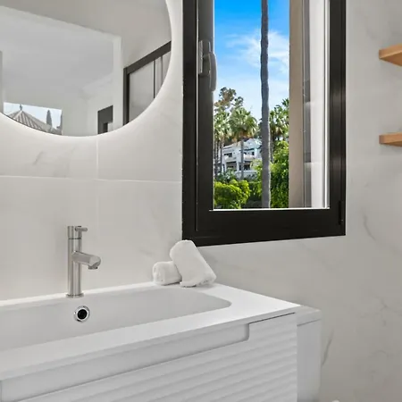 Stunning Modern And Contemporary In El Paraiso, * Estepona